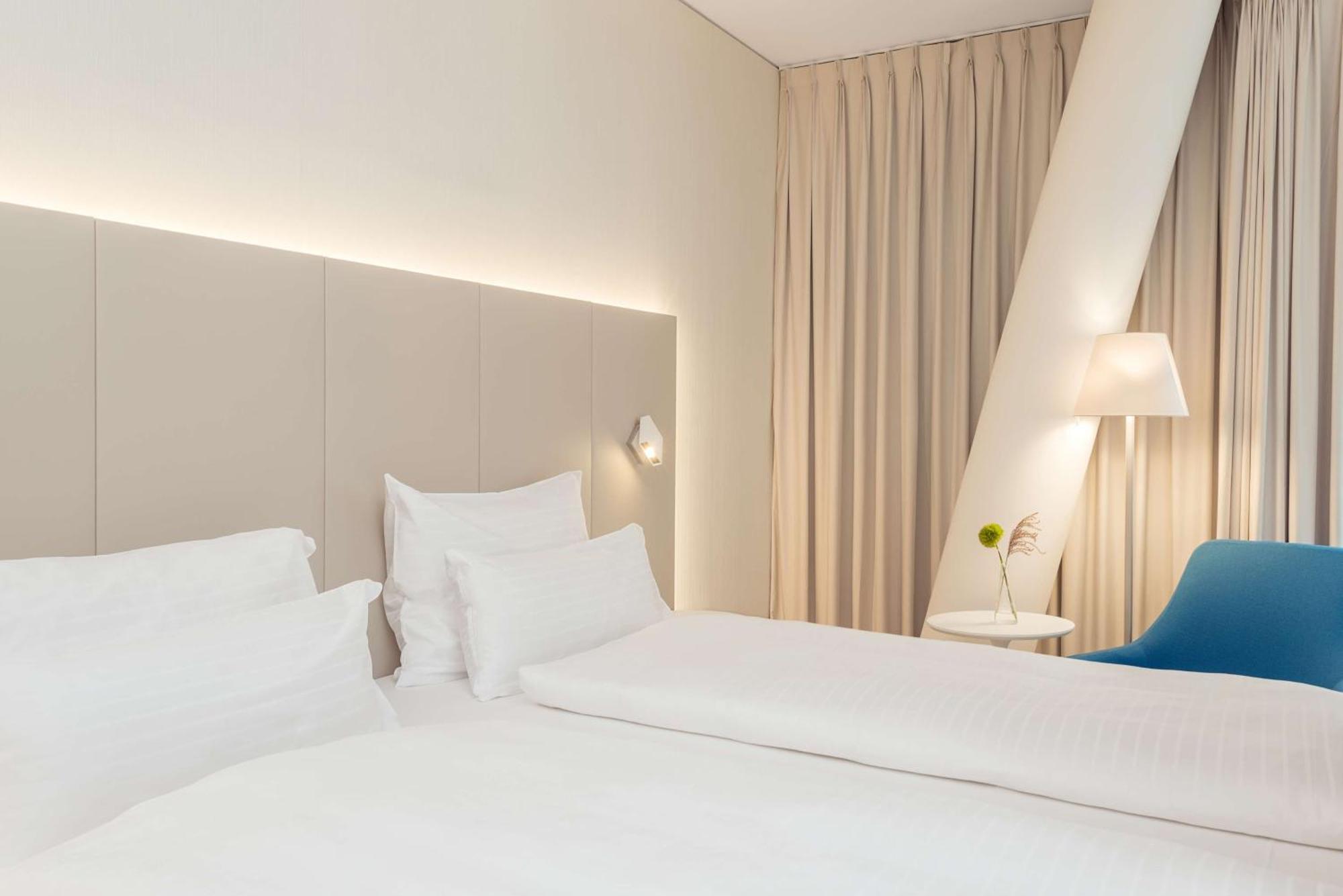 Hotel Nh 4*